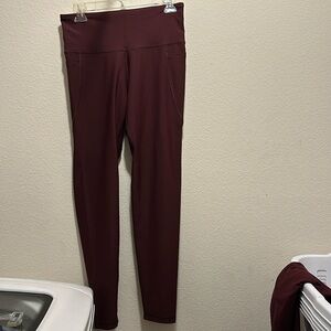 Large legging- no signs of wear no longer fit clearing out closet